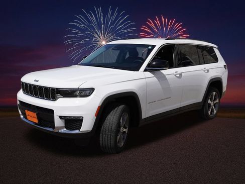 Used 2023 Jeep Grand Cherokee L Limited AWD/4WD image 11