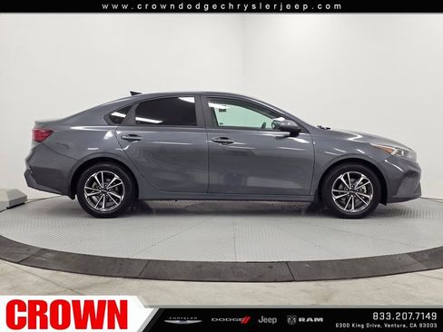 Used 2023 Kia Forte LXS image 8