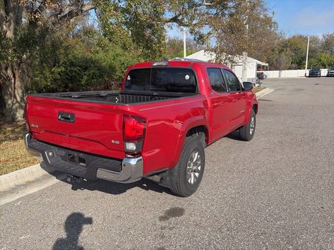 Used 2019 Toyota Tacoma SR5 image 3