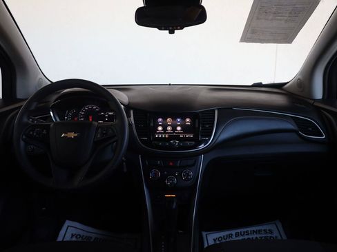 Used 2022 Chevrolet Trax LS w/ Tint and Cruise Package FWD image 28