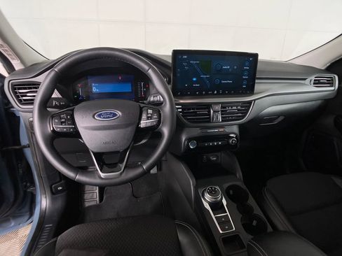 Certified 2024 Ford Escape SE image 8