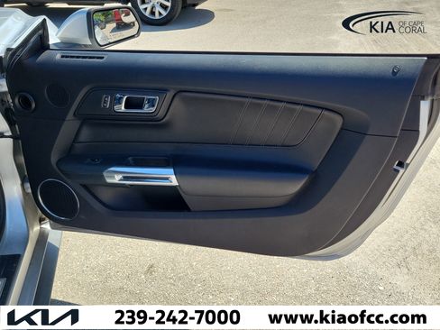 Used 2016 Ford Mustang Premium RWD image 25