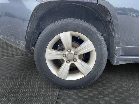 Used 2014 Jeep Compass Sport w/ Power Value Group AWD/4WD image 9