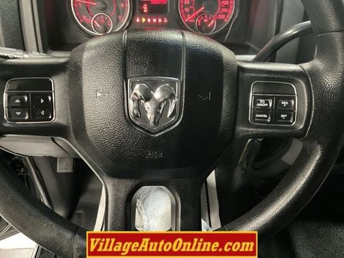 Used 2017 RAM 1500 4x4 Crew Cab image 19