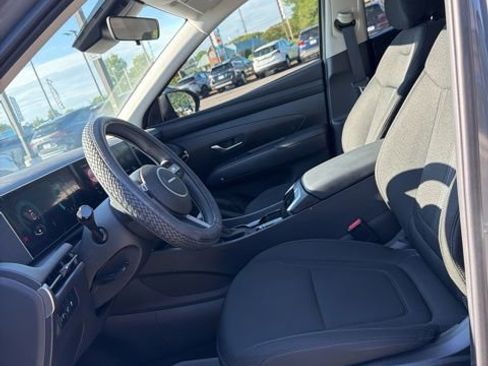 Used 2025 Hyundai Tucson SEL FWD image 12