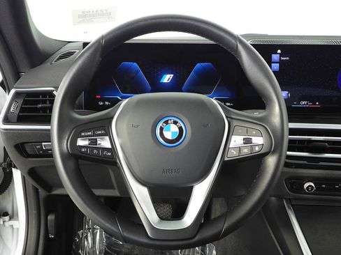 Certified 2023 BMW i4 eDrive40 RWD image 28