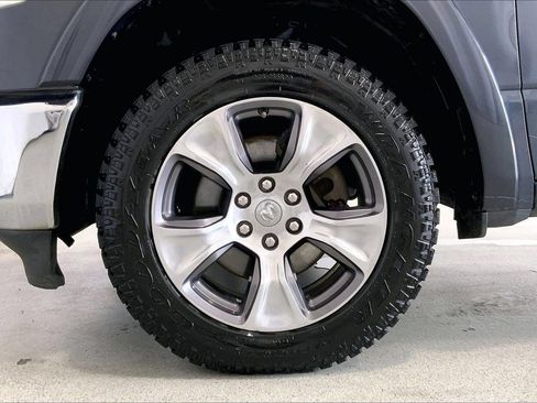 Used 2021 RAM 1500 Laramie AWD/4WD image 8