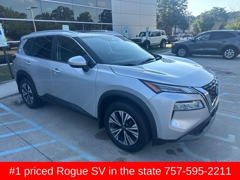 Used 2023 Nissan Rogue SV w/ SV Premium B Package AWD/4WD image 2