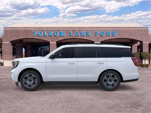 New 2026 Ford Expedition Active AWD/4WD image 3