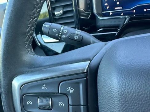 Used 2025 Chevrolet Silverado 2500 LT w/ Convenience Package AWD/4WD image 42