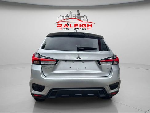 Used 2022 Mitsubishi Outlander Sport SE image 10
