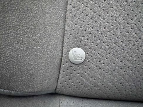 Used 2011 Toyota Prius Three image 40