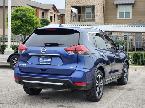Used 2018 Nissan Rogue SL FWD image 3