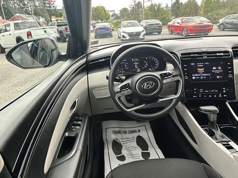 Used 2024 Hyundai Tucson SEL AWD/4WD image 9