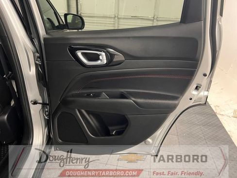 Used 2025 Jeep Compass Trailhawk AWD/4WD image 35