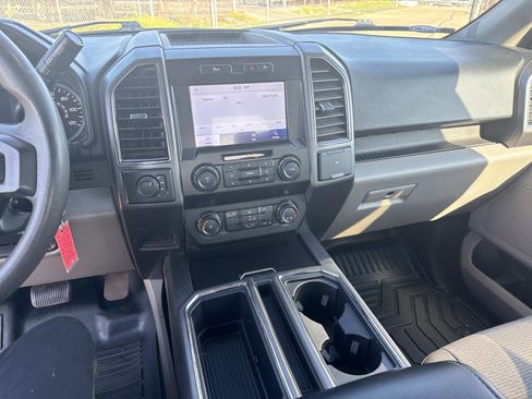 Used 2020 Ford F150 XLT image 19