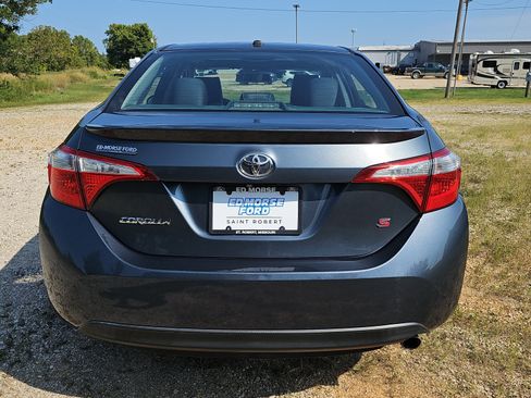 Used 2015 Toyota Corolla S Premium FWD image 5