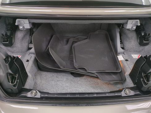 Used 2008 BMW 335i Convertible image 10