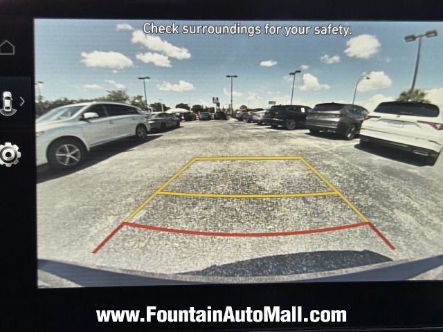 Used 2025 Hyundai Elantra Limited FWD image 19