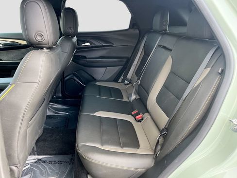 Used 2025 Chevrolet TrailBlazer ACTIV w/ Convenience Package AWD/4WD image 24