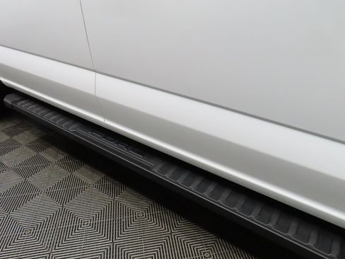 Used 2025 Ford F150 XLT w/ Equipment Group 302A MID image 52