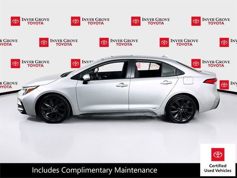 Certified 2024 Toyota Corolla SE w/ SE Package AWD/4WD image 8