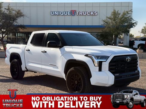 Used 2025 Toyota Tundra SR5 image 3