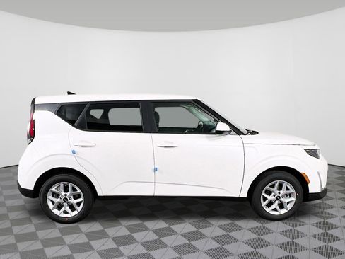 New 2025 Kia Soul LX image 29