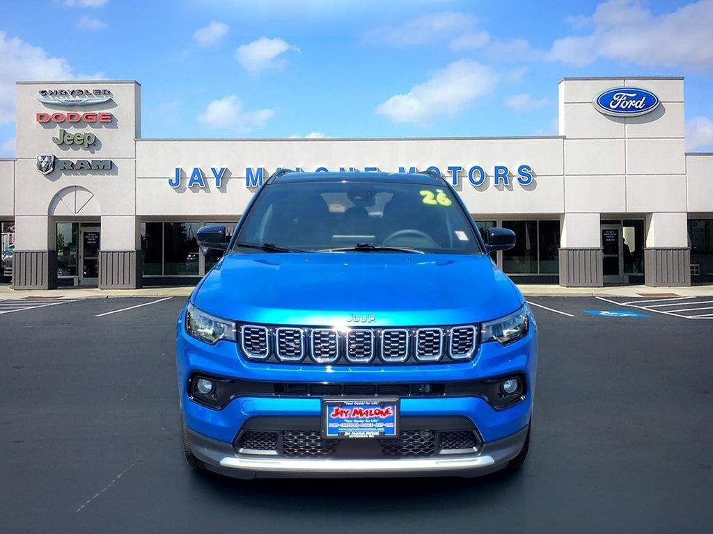 Used 2026 Jeep Compass Limited AWD/4WD image 9