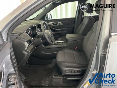 Used 2023 Chevrolet Traverse LT AWD/4WD image 1
