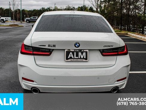 Used 2023 BMW 330i xDrive Sedan w/ Premium Package AWD/4WD image 10