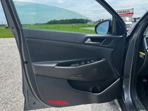 Used 2018 Hyundai Tucson Limited w/ Ultimate Package 02 FWD image 13