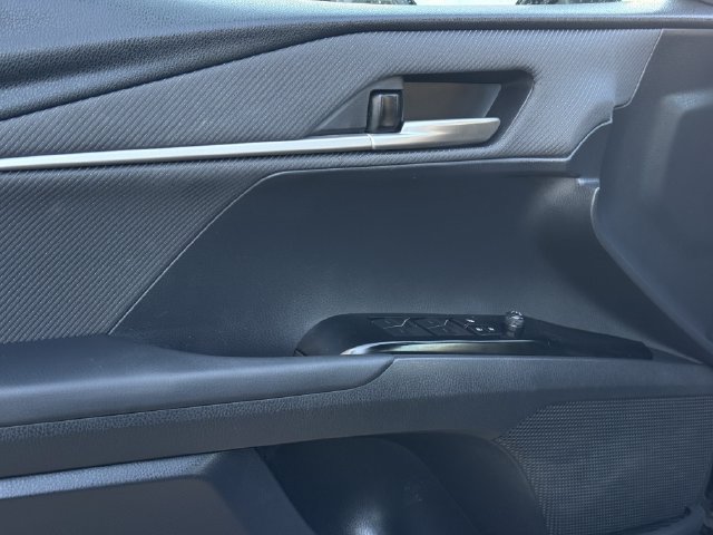 Used 2025 Toyota Camry SE FWD image 26