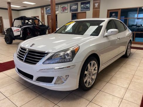 Used 2012 Hyundai Equus Signature image 1