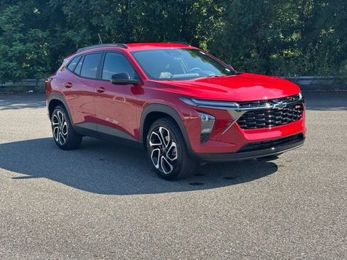 New 2026 Chevrolet Trax RS w/ Driver Confidence Package FWD image 11