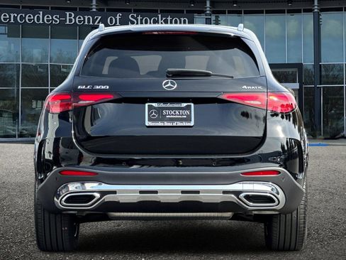 New 2026 Mercedes-Benz GLC 300 4MATIC image 5