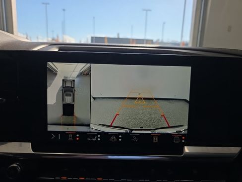 Used 2024 GMC Sierra 1500 SLT w/ SLT Premium Package image 50