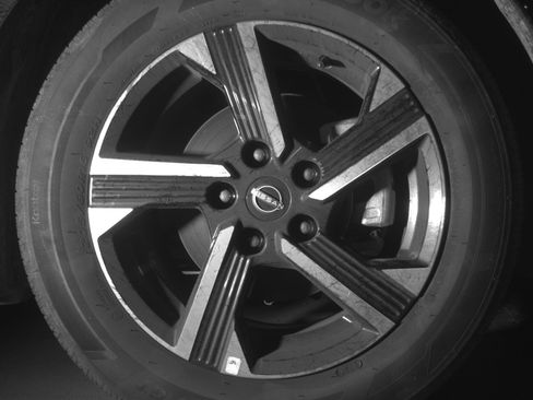 Used 2025 Nissan Sentra SV FWD image 13