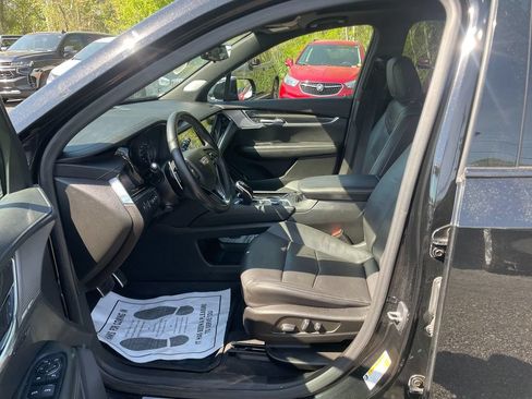 Used 2021 Cadillac XT6 Sport AWD/4WD image 12