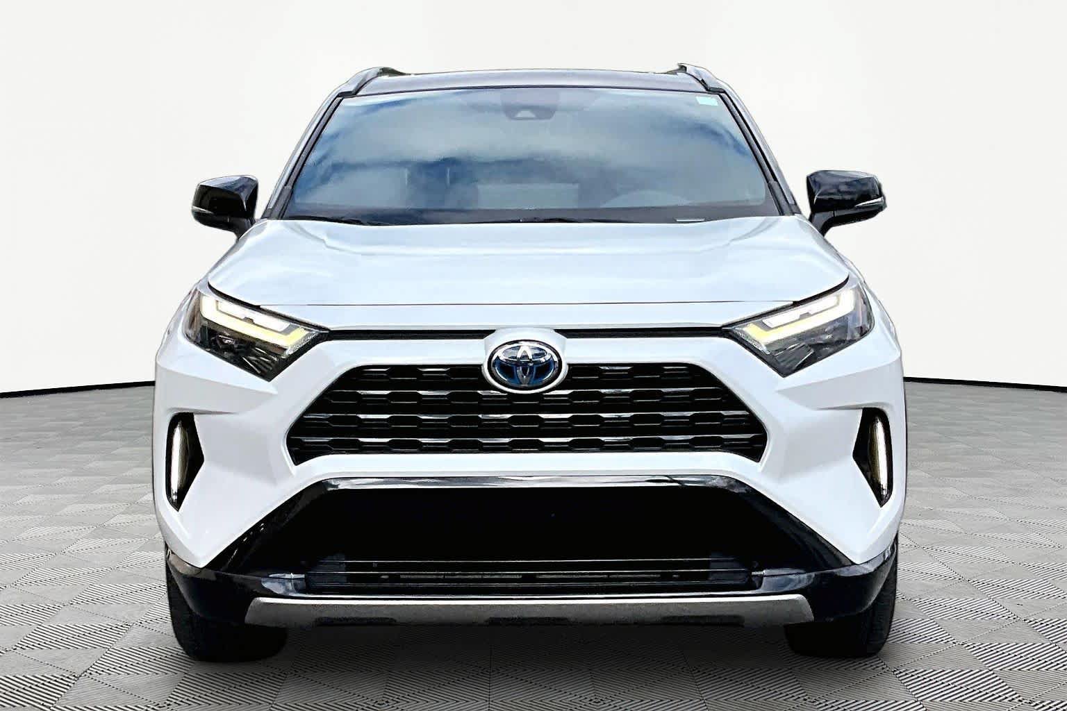 Certified 2023 Toyota RAV4 XSE AWD/4WD image 4
