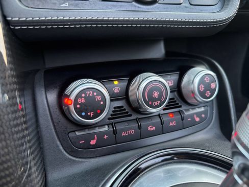 Used 2014 Audi R8 V10 image 33