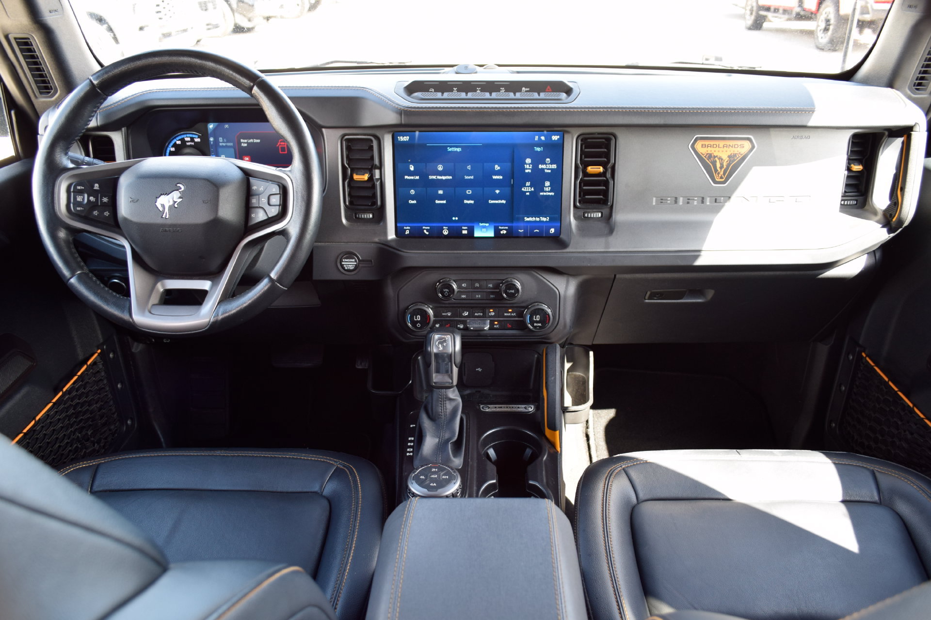 Used 2024 Ford Bronco Badlands AWD/4WD image 5