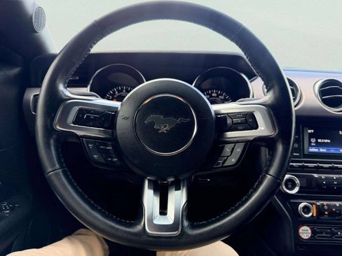 Used 2017 Ford Mustang GT RWD image 26
