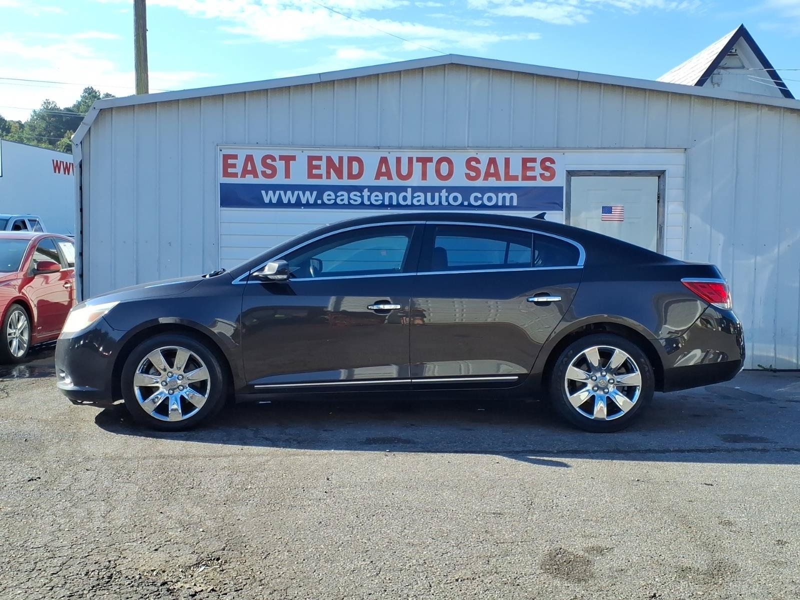 Used 2013 Buick LaCrosse Premium w/ Driver Confidence Package FWD image 2