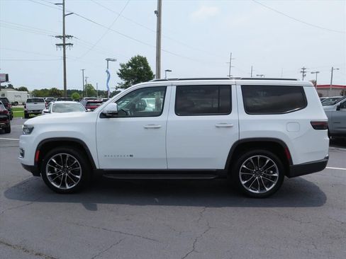 Used 2022 Jeep Wagoneer Series II w/ Convenience Group I RWD image 6