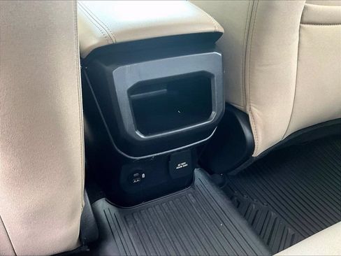 Used 2024 Ford Ranger XLT w/ Technology Package AWD/4WD image 28