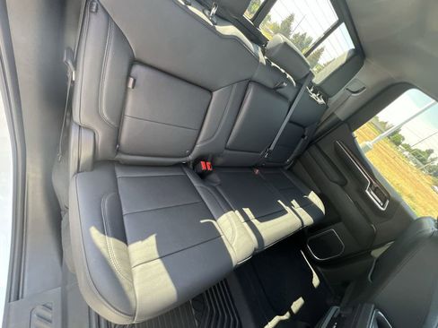 Used 2023 Chevrolet Silverado 1500 LT Trail Boss w/ LT Trail Boss Premium Package image 28