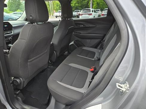 Used 2025 Chevrolet TrailBlazer LT AWD/4WD image 12