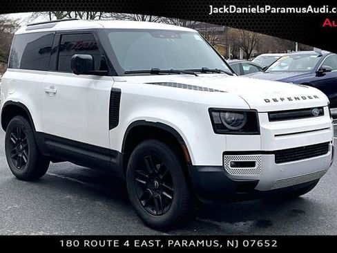 Used 2023 Land Rover Defender 90 S image 9