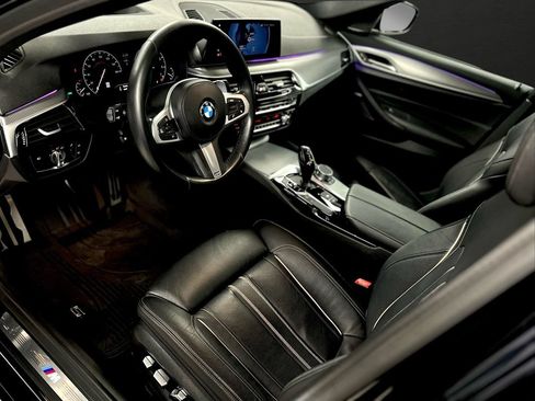 Used 2019 BMW 540i w/ M Sport Package RWD image 10